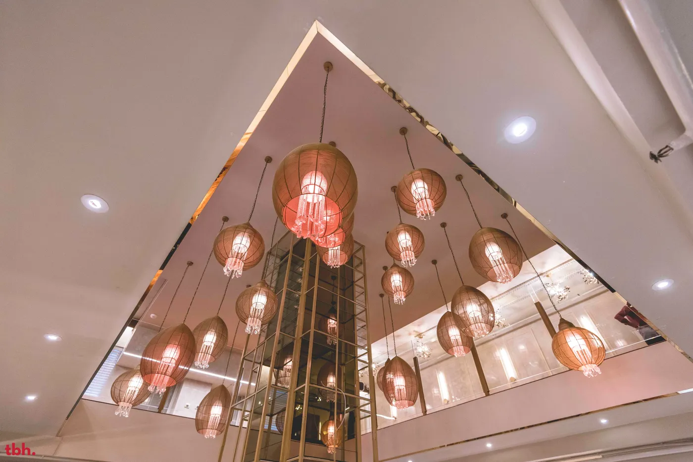 Azula Asian Kitchen Outlet Image