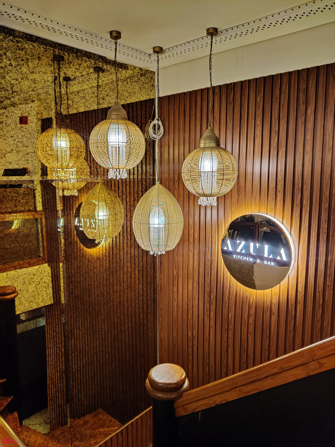 Azula Asian Kitchen Outlet Image