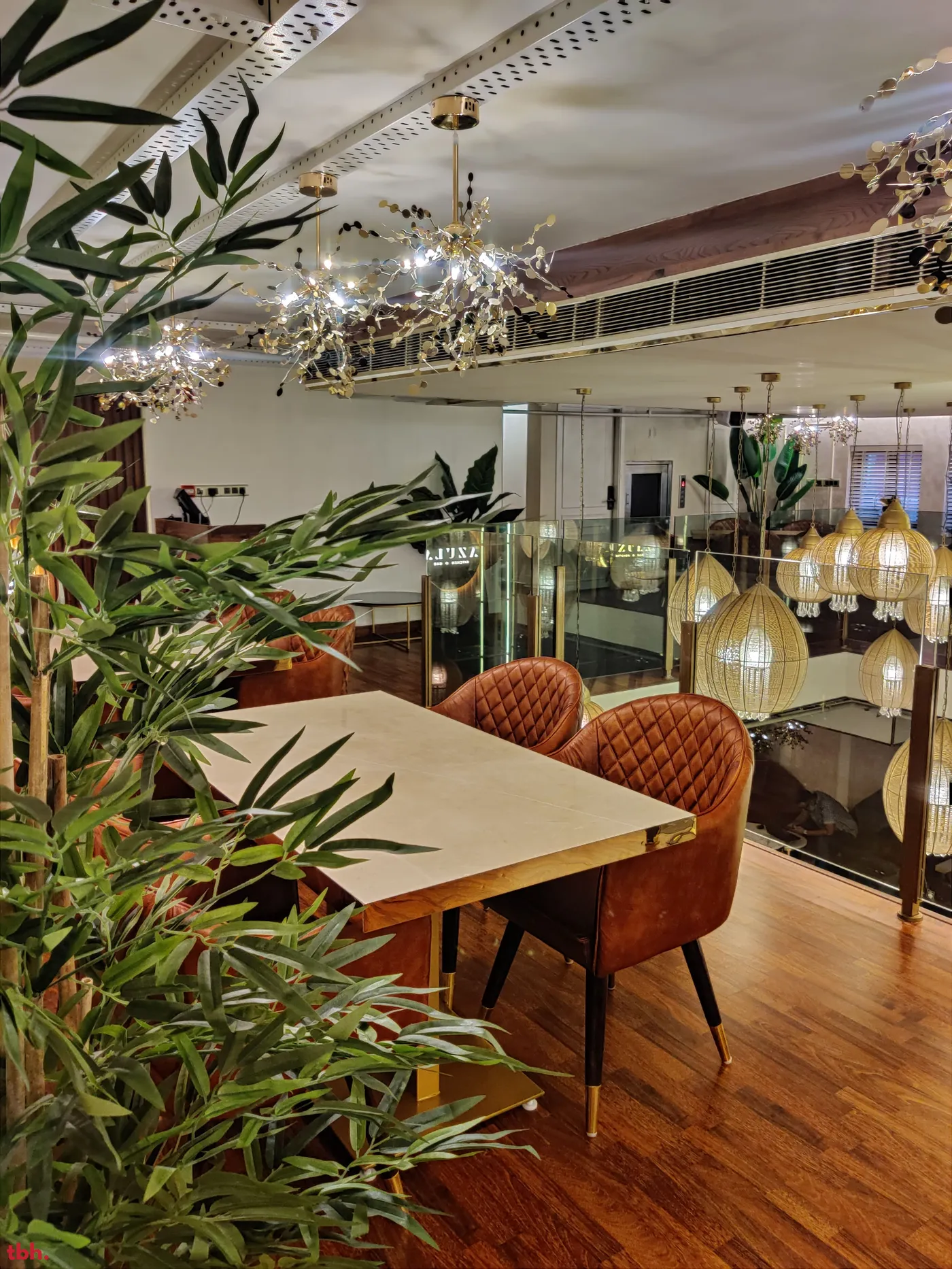 Azula Asian Kitchen Outlet Image