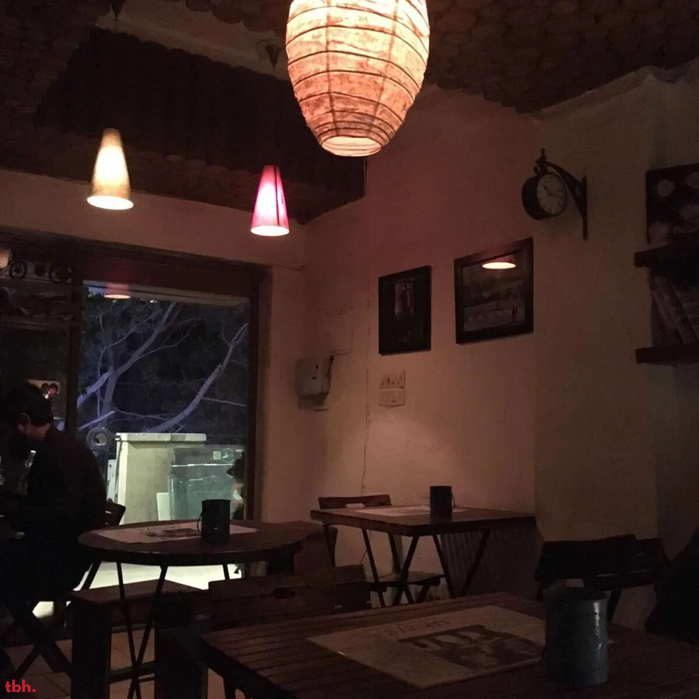 Sakley's The Mountain Cafe Outlet Image