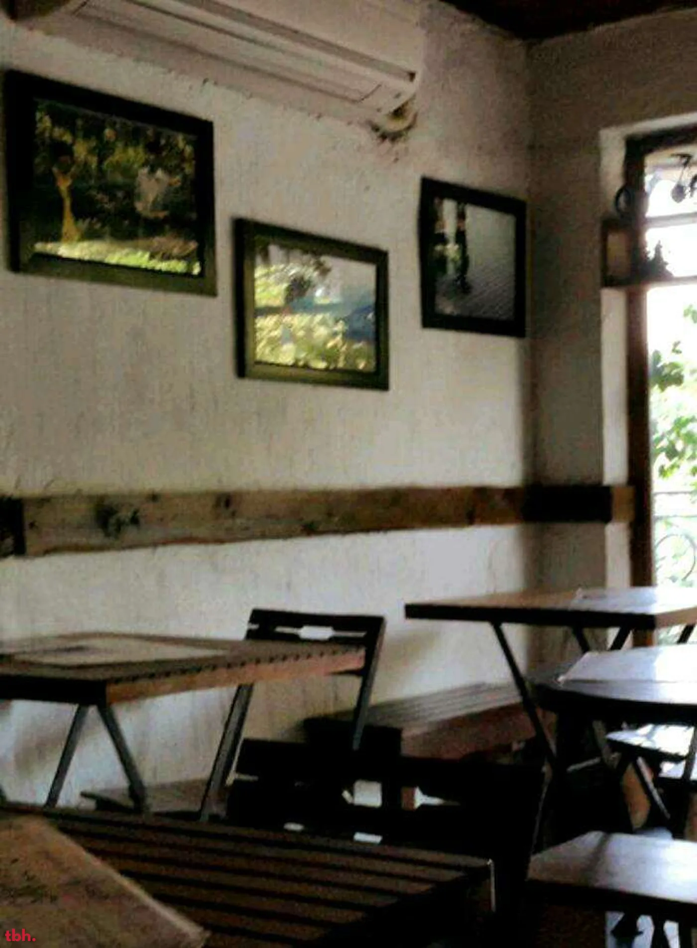 Sakley's The Mountain Cafe Outlet Image