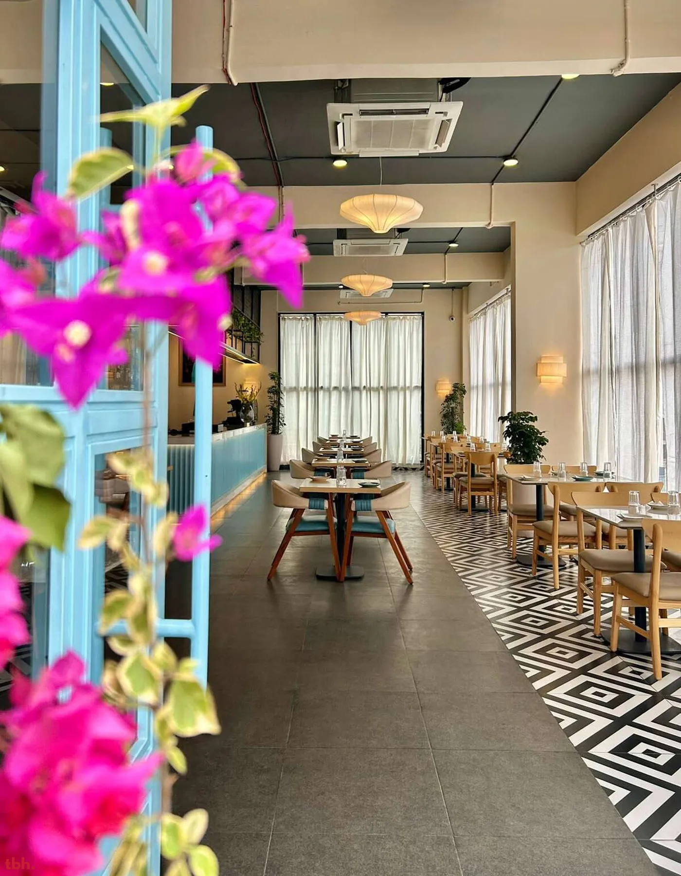 House of Migo Outlet Image