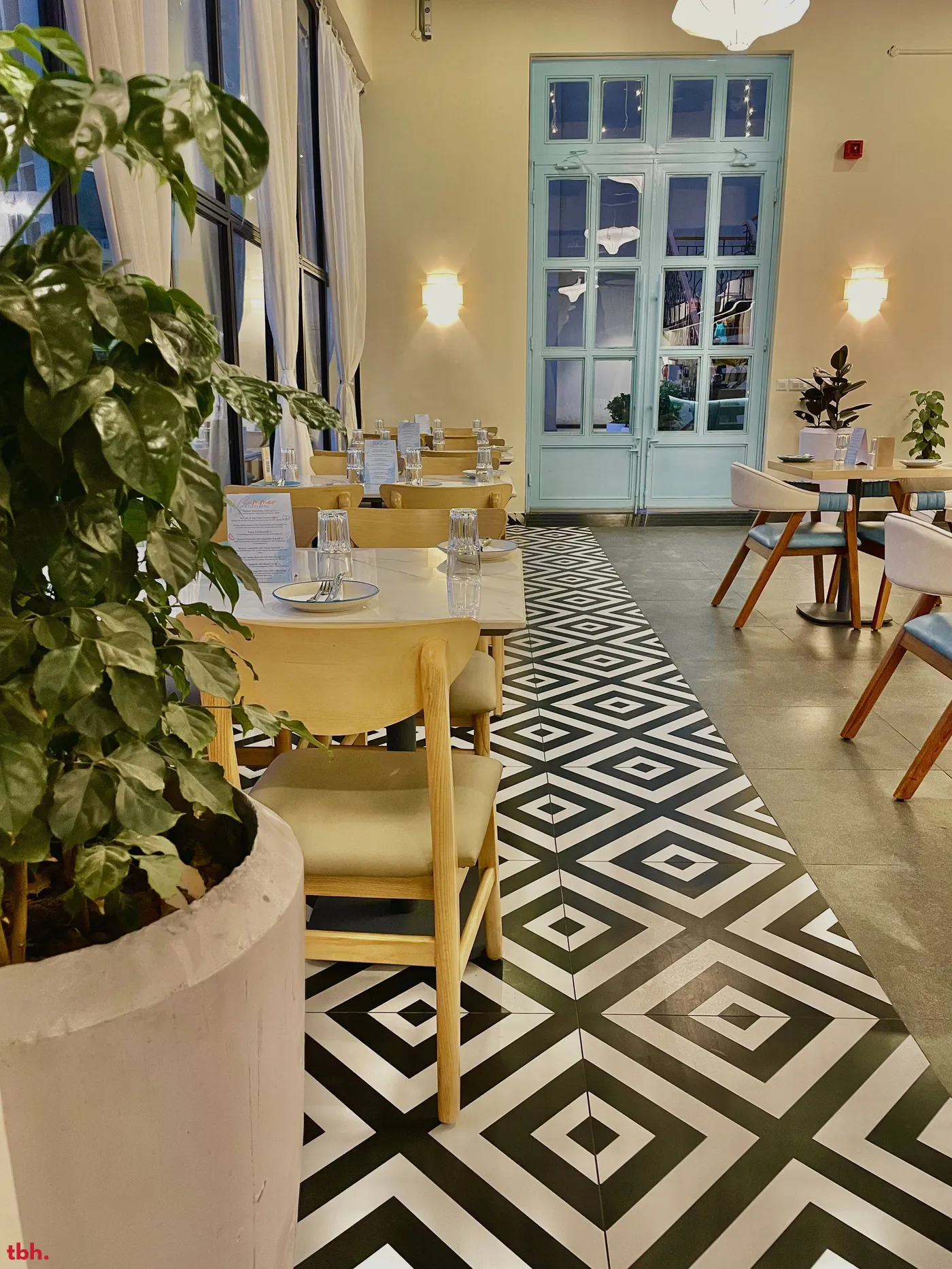 House of Migo Outlet Image