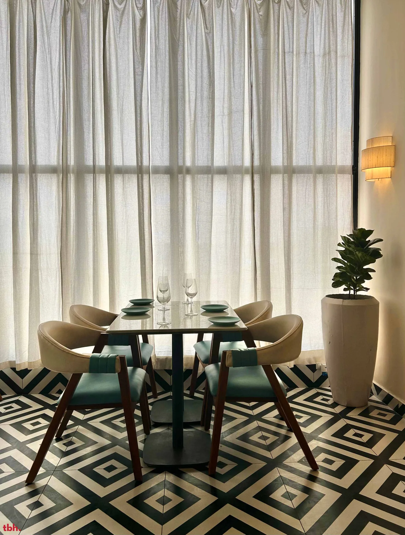 House of Migo Outlet Image