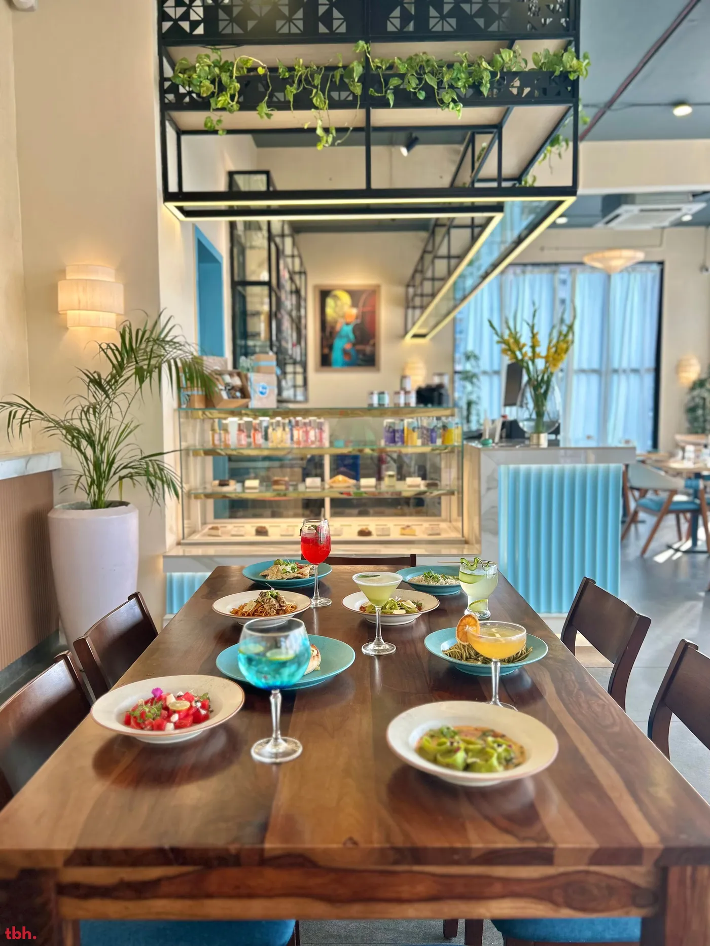 House of Migo Outlet Image