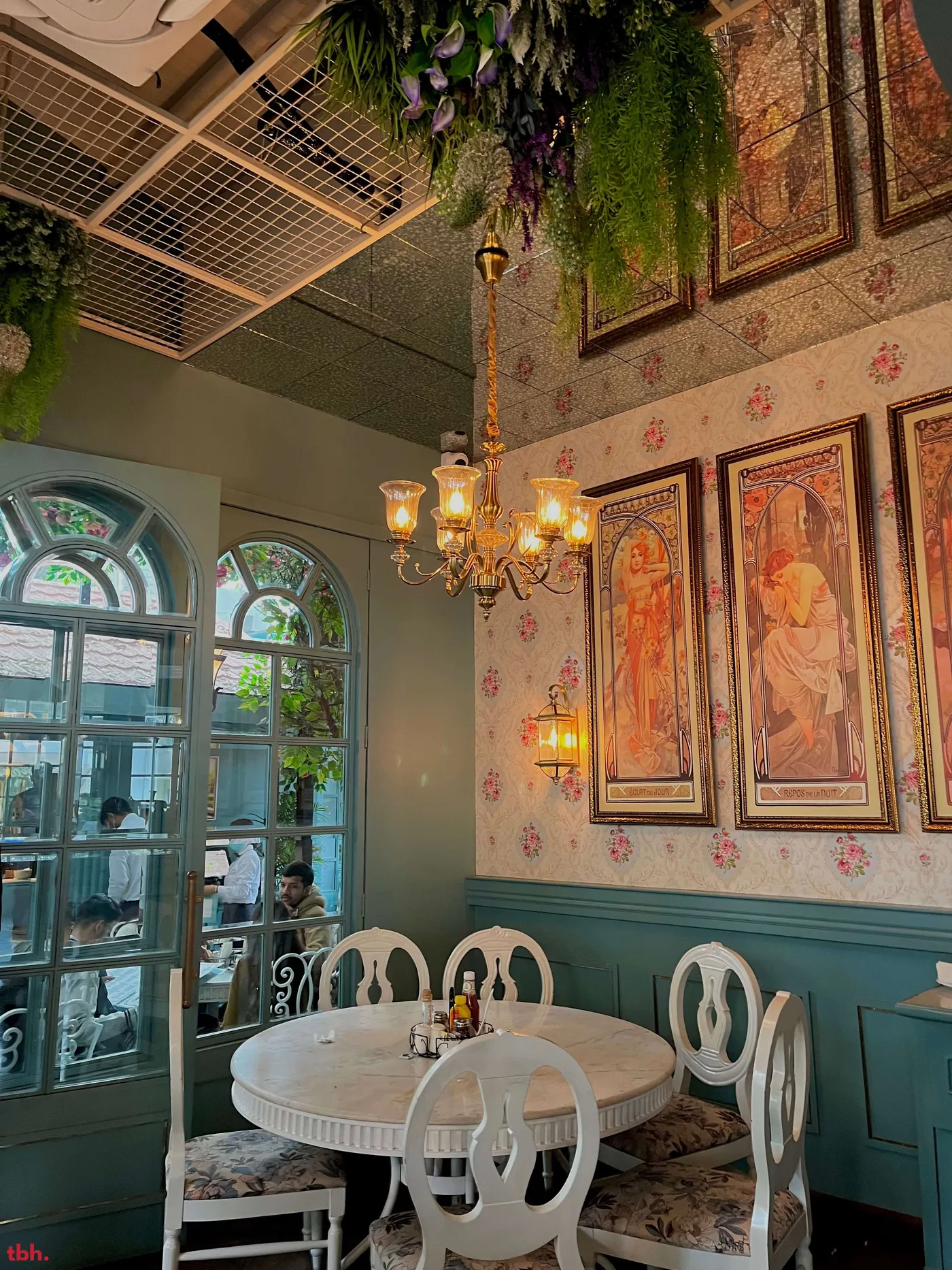 Cafe De Flora Outlet Image