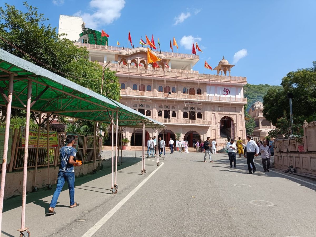 Khole Ke Hanuman Ji Temple temple image