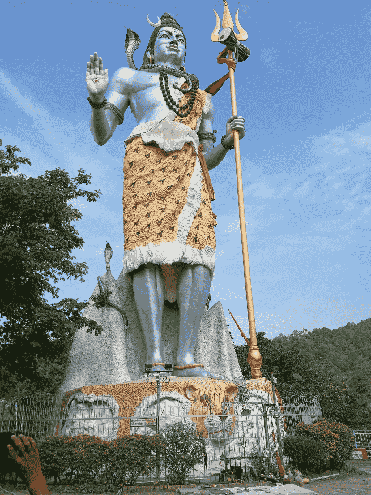 Shri Pataleshwar Shiv Mandir, Sadatwari temple image
