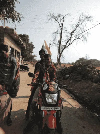 Saugus Bauji Temple Khaandee Talaee Jhawal