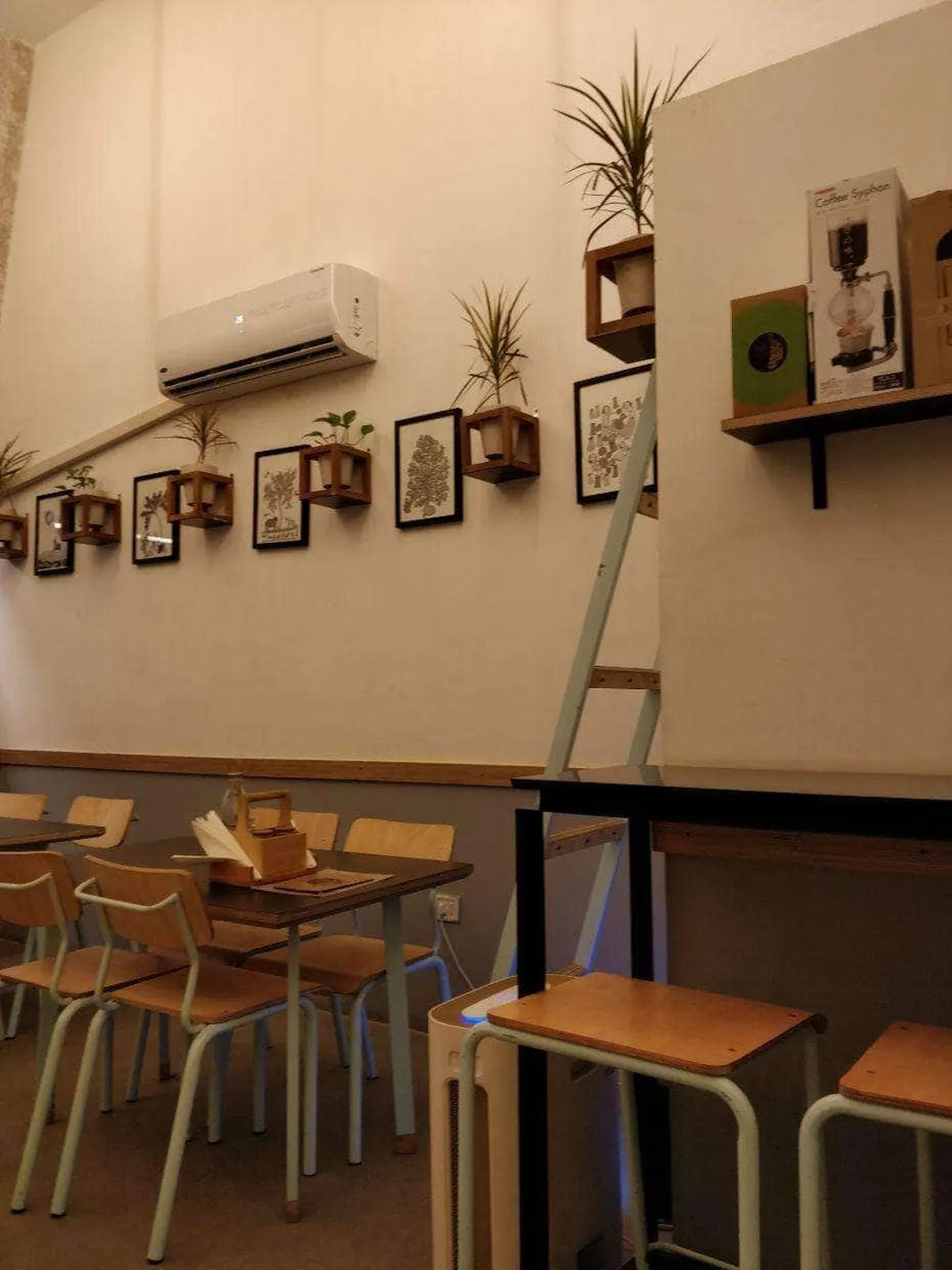 Blue Tokai Coffee Roasters Outlet Image