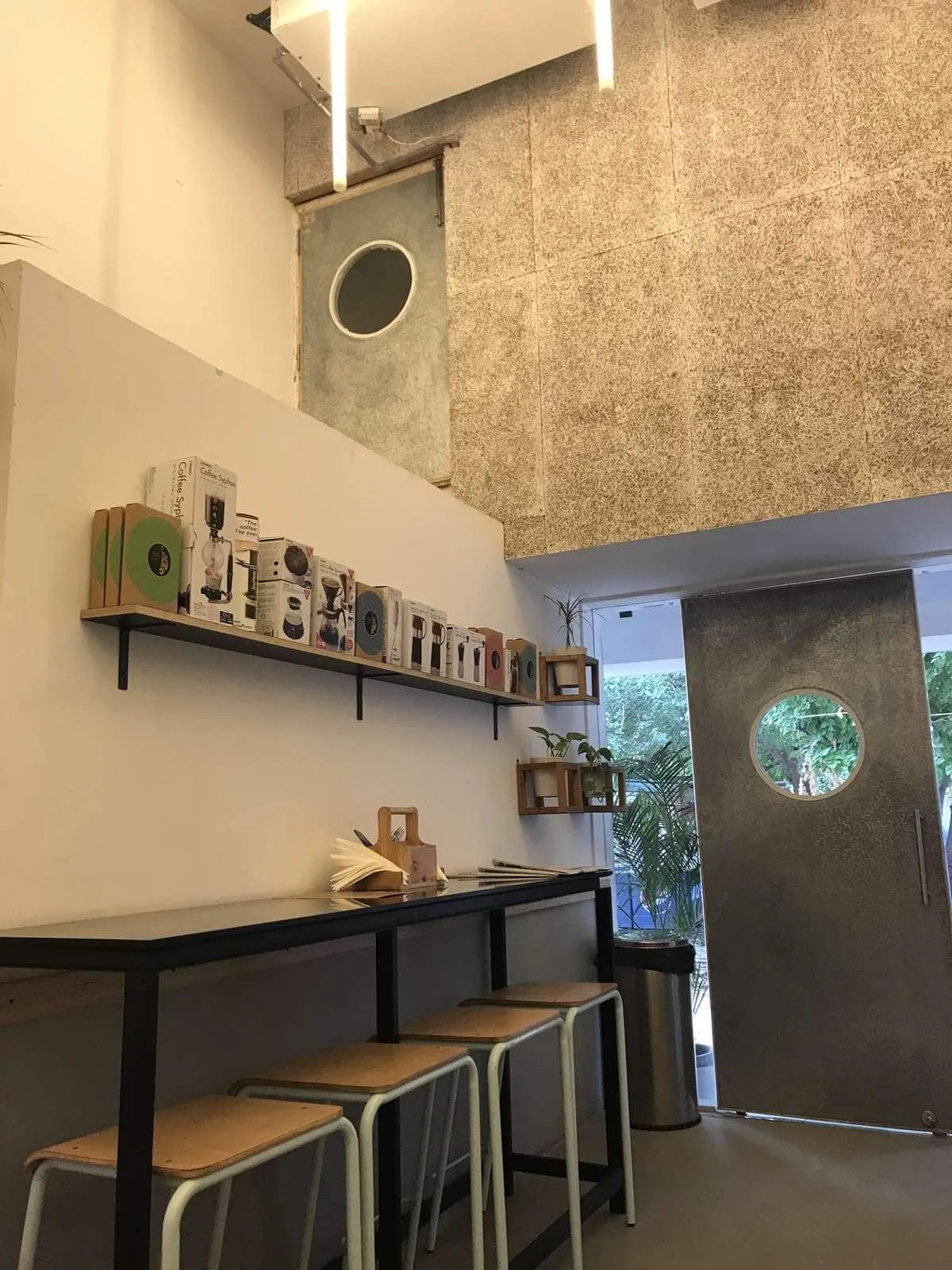 Blue Tokai Coffee Roasters Outlet Image