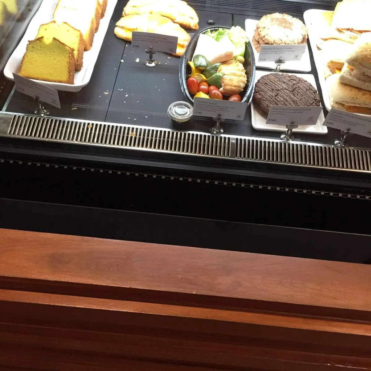 Starbucks Coffee Outlet Image