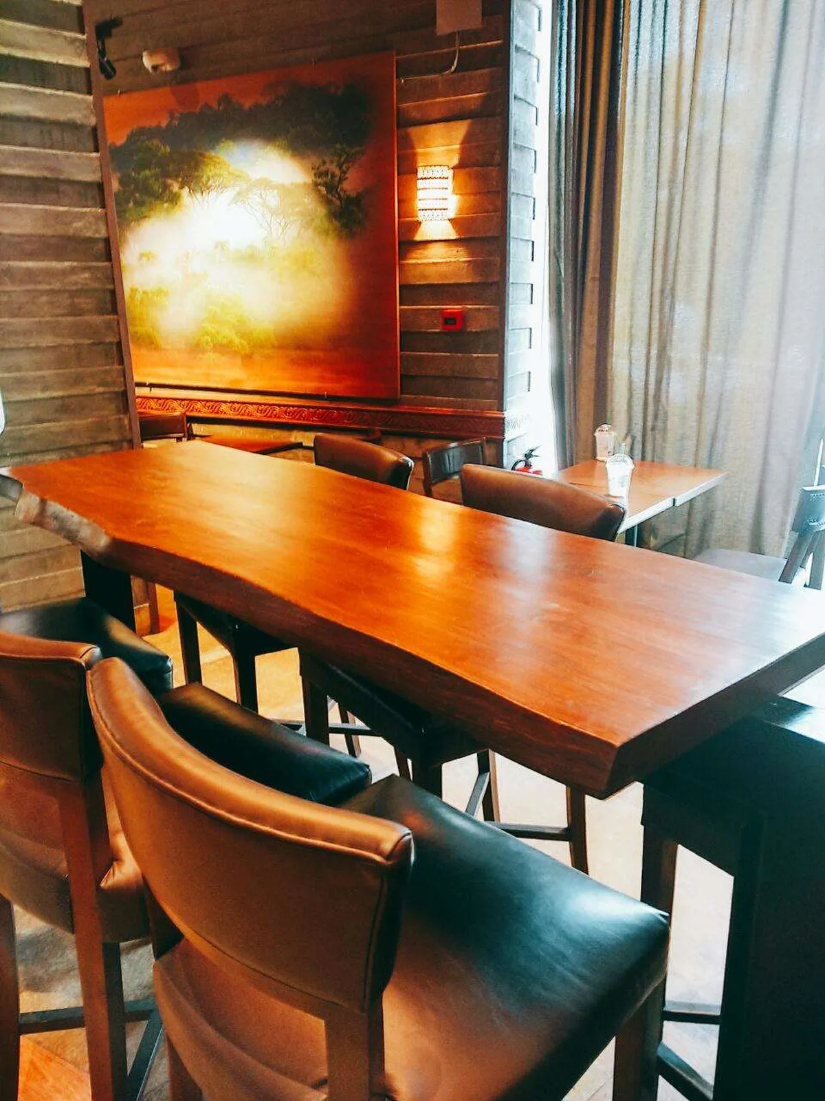 Starbucks Coffee Outlet Image