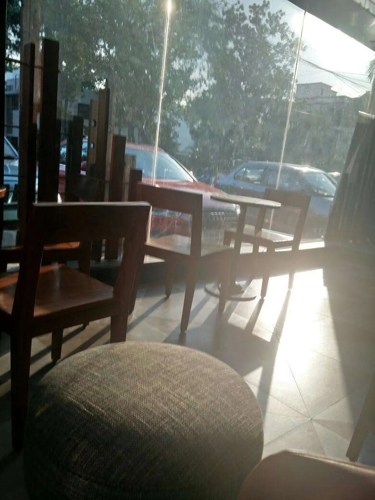 Starbucks Coffee Outlet Image