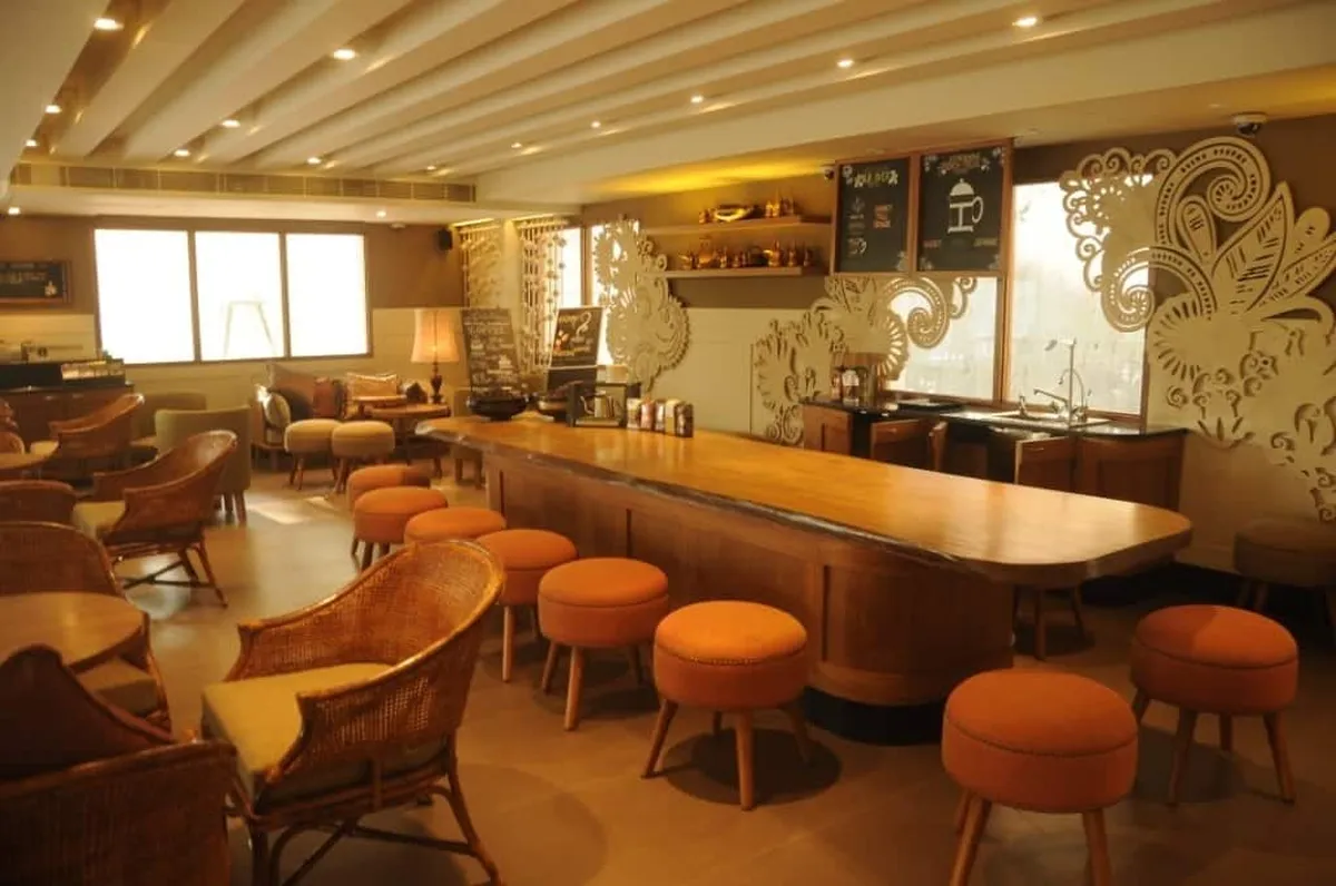 Starbucks Coffee Outlet Image