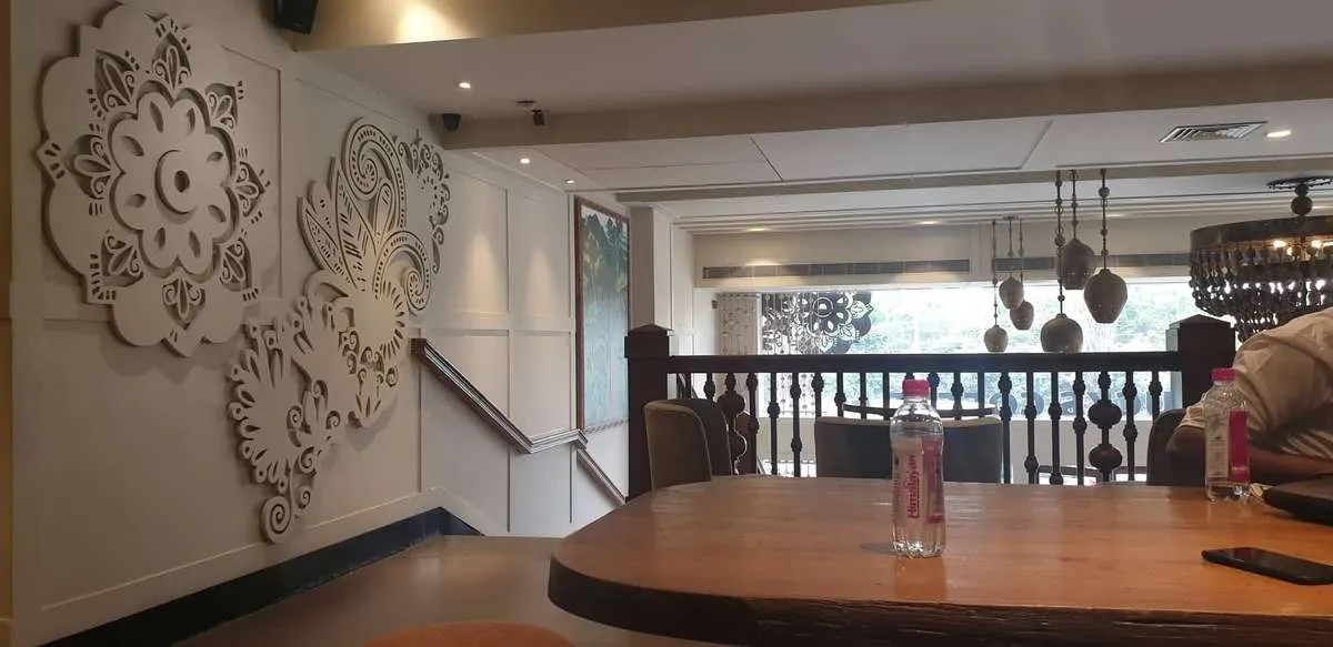 Starbucks Coffee Outlet Image