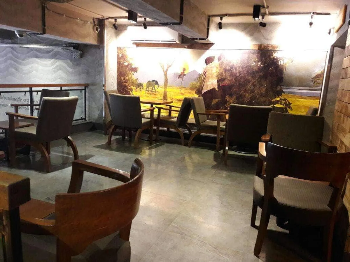 Starbucks Coffee Outlet Image