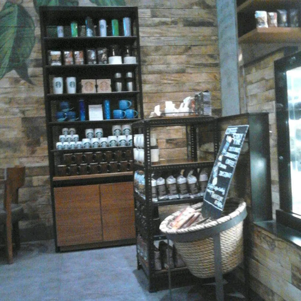 Starbucks Coffee Outlet Image