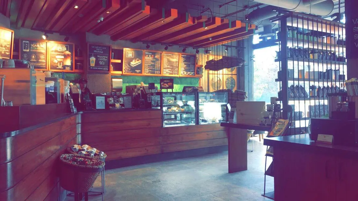 Starbucks Coffee Outlet Image