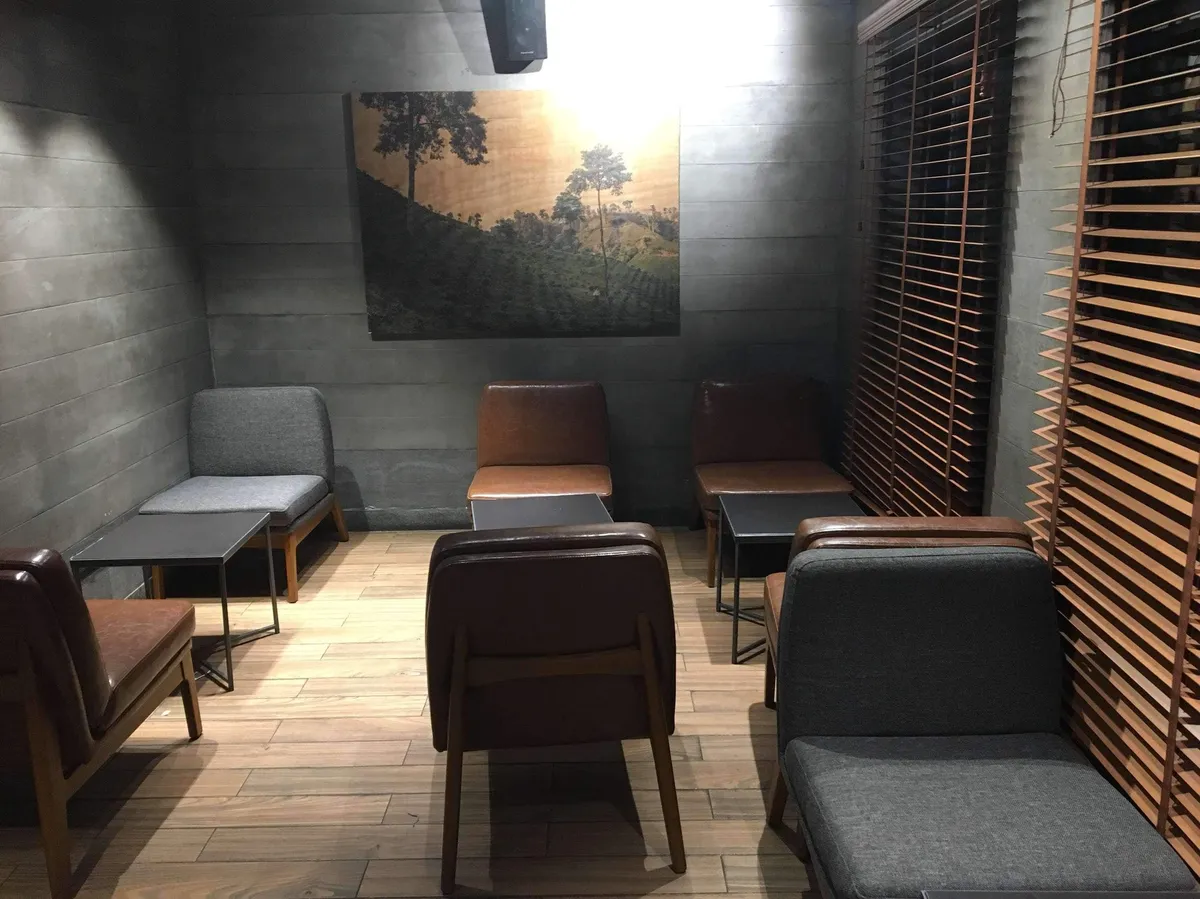 Starbucks Coffee outlet image