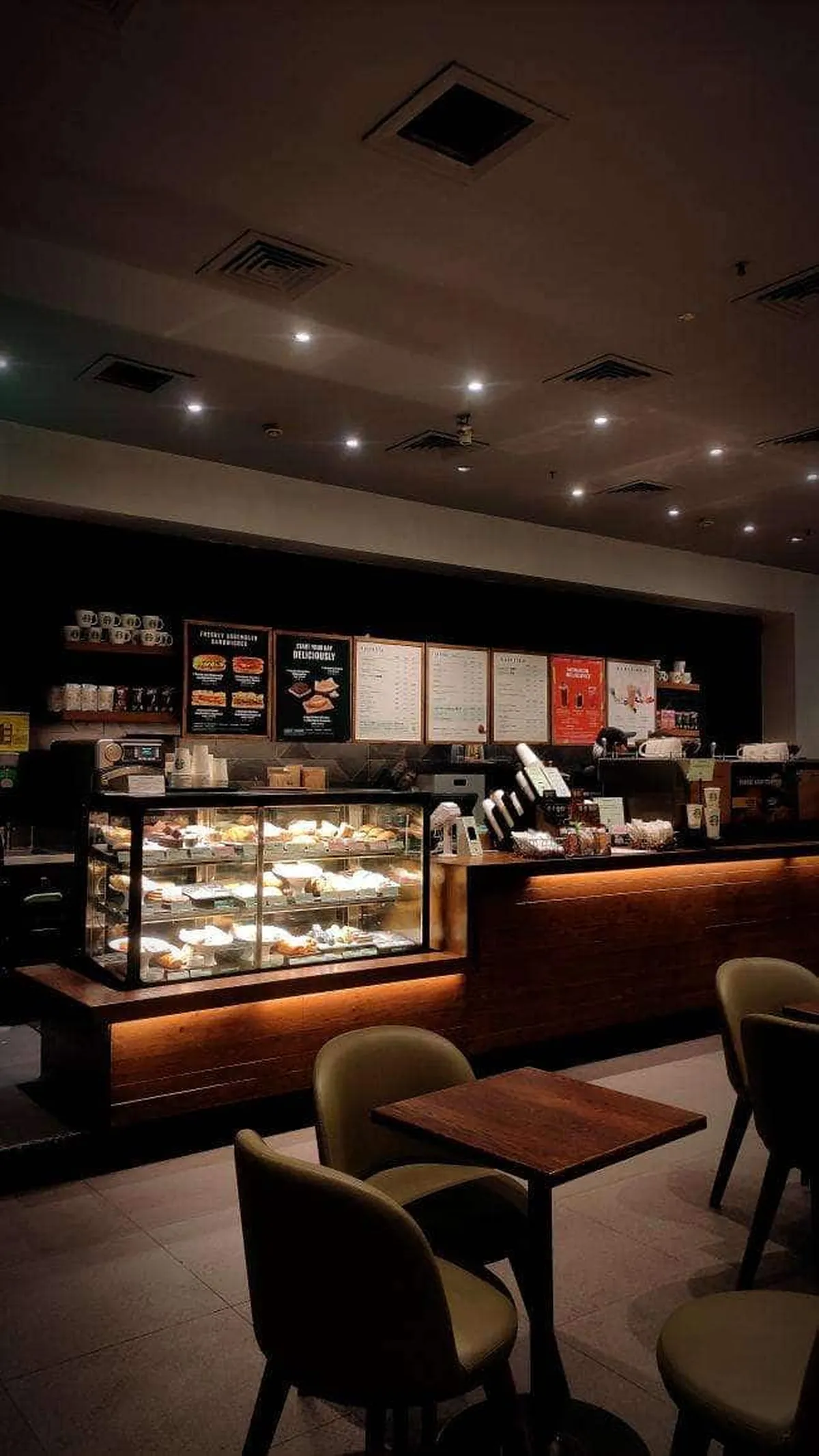 Starbucks Coffee Outlet Image