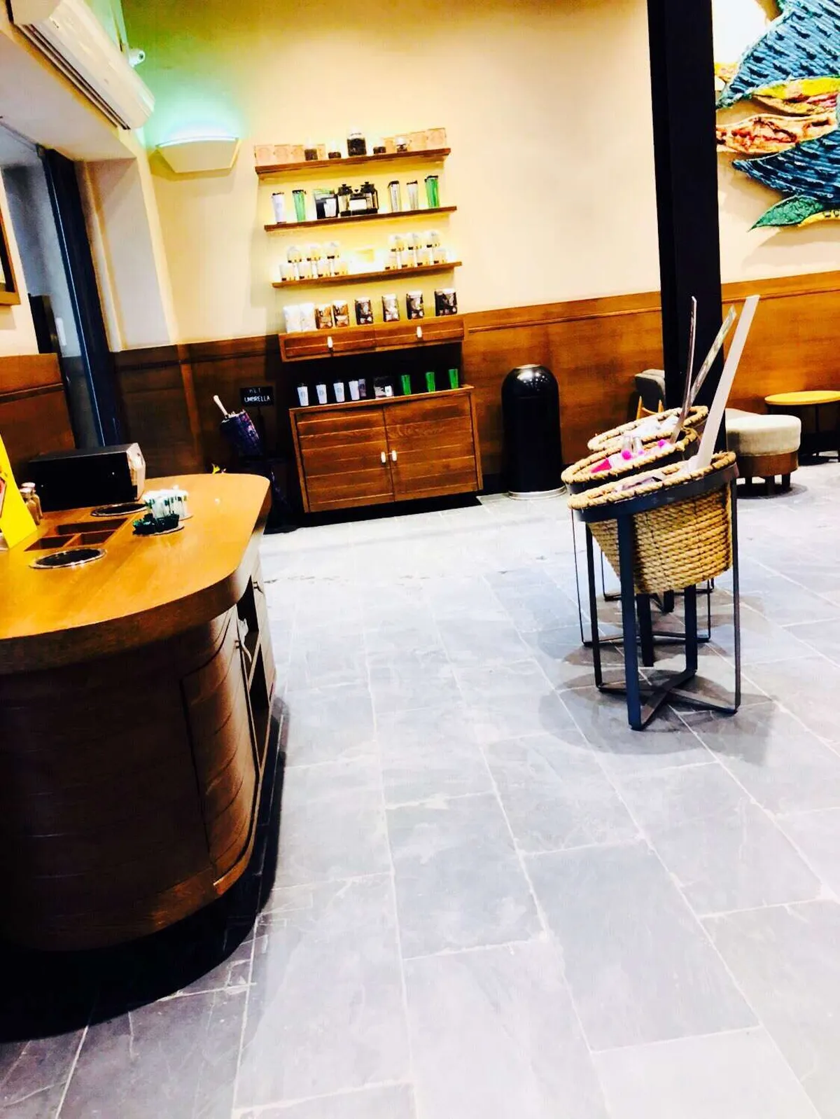 Starbucks Coffee Outlet Image