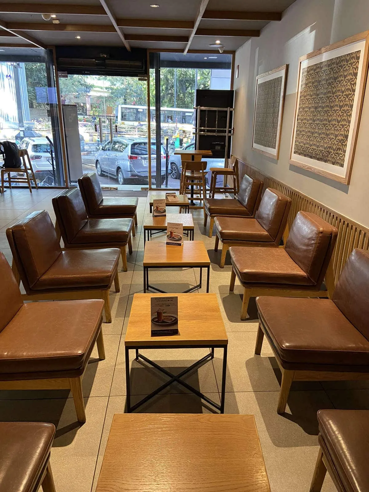 Starbucks Coffee Outlet Image