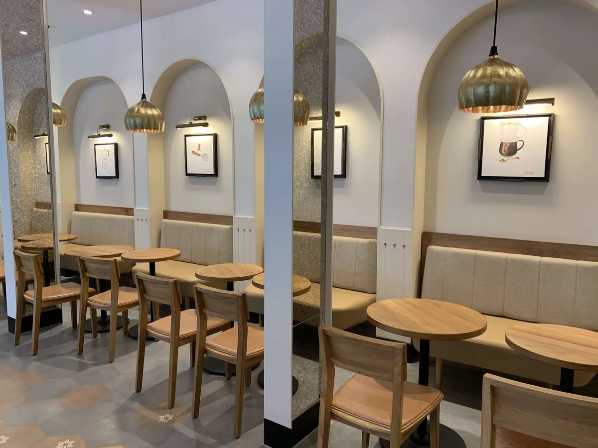 Starbucks Coffee Outlet Image