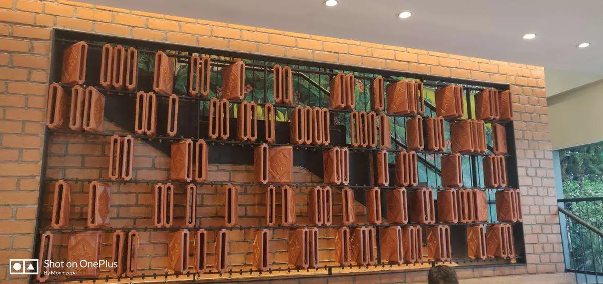 Starbucks Coffee Outlet Image