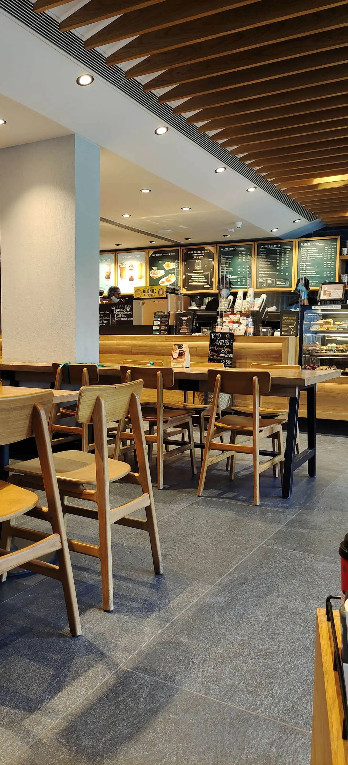 Starbucks Coffee Outlet Image