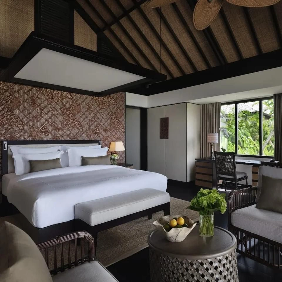 Khách sạn thiết kế phong cách tropical