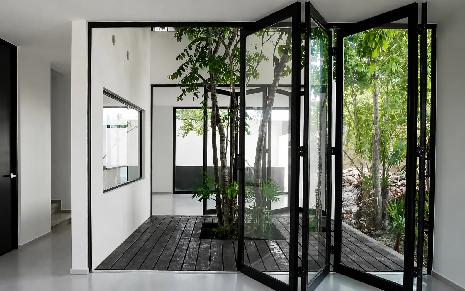 thiết kế cổng nhà phong thủy