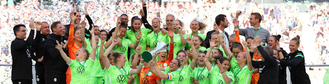 DFB-Pokal der Frauen, VfL Wolfsburg, Jubel, Siegerehrung