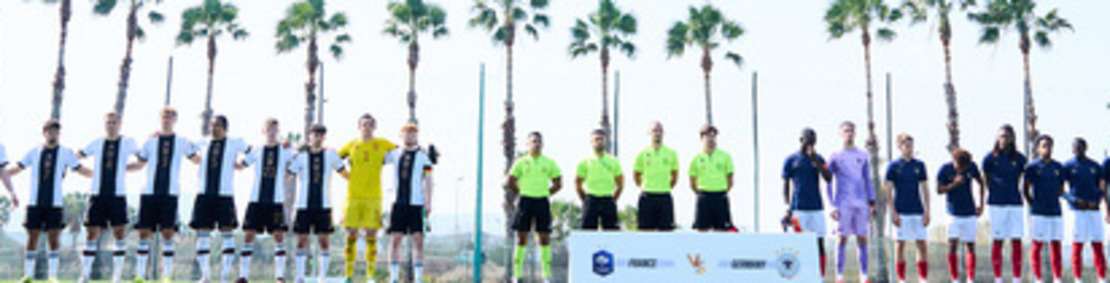 Germany U20 v France U20 - International Friendly OLIVA, SPAIN - MARCH 22: Players of Germany U20 and France U20 pose for a team photograph prior to the international friendly football match between Germany U20 and France U20 at Oliva Nova Beach & Golf Resort on March 22, 2024 in Oliva, Spain. (Photo by Aitor Alcalde/Getty Images)