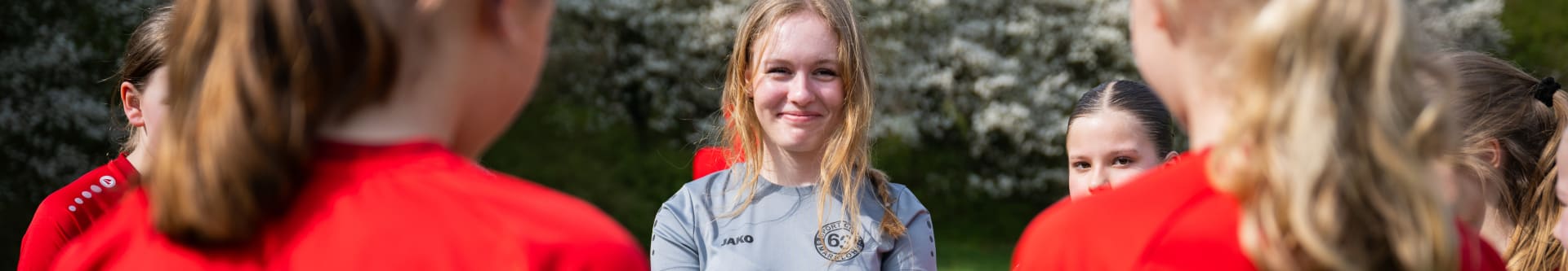 Hannah Pielhop - SC Marklohe NIENBURG, GERMANY - APRIL 11: Hannah Pielhop of SC Marklohe poses for "Amateurs of the Year" on April 11, 2025, in Nienburg, Germany. (Photo by Teresa Kroeger/Getty Images for DFB)