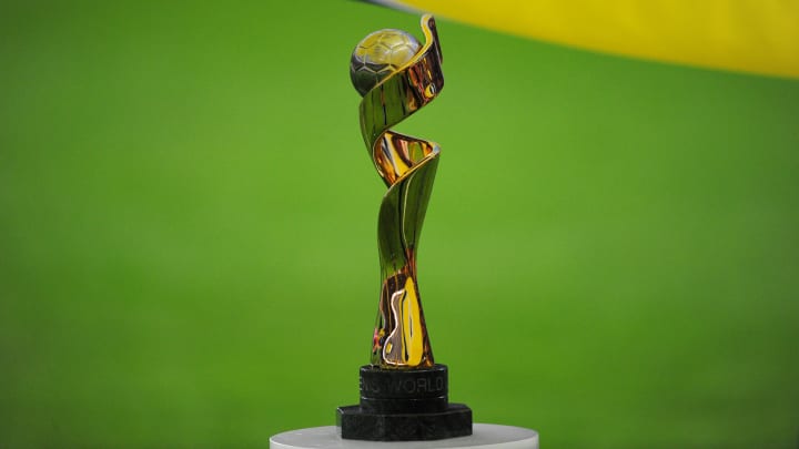 Trophäe, Frauen-WM, Pokal