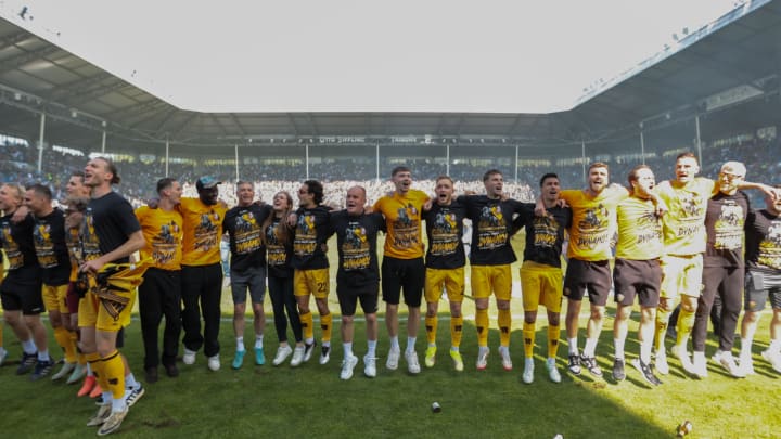 Dynamo Dresden feiert Aufstieg