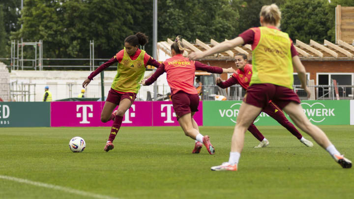 Cora Zicai,Frauen-Nationalmannschaft
