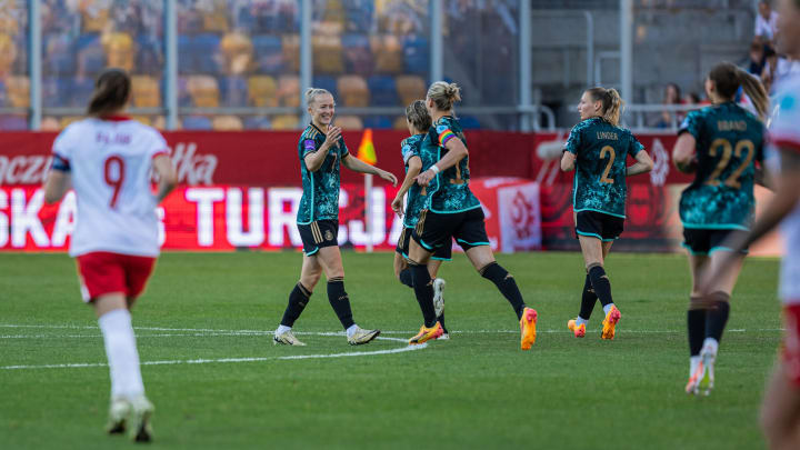 Lea Schüller,Frauen-Nationalmannschaft,Polen