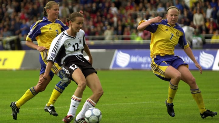 Claudia Mueller, EM 2001