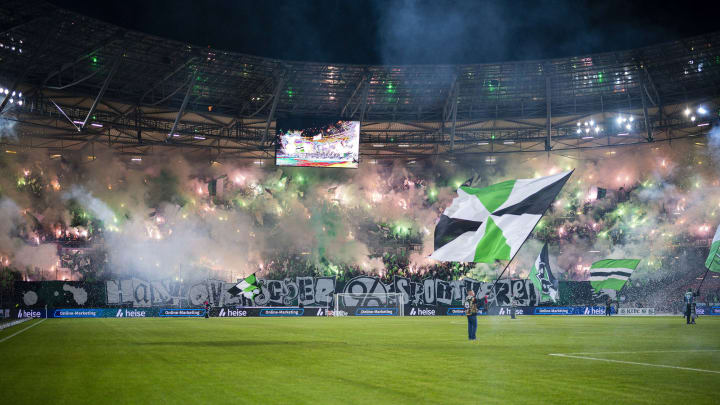 Hannover 96,Zuschauer,Fans,Pyrotechnik