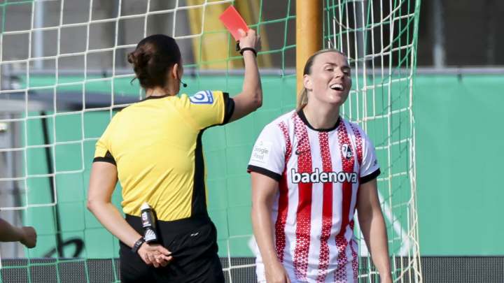 Ingibjörg Sigurdardóttir,SC Freiburg,Rote Karte