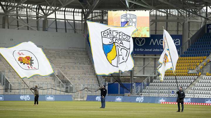 Carl Zeiss Jena,Jena,Ernst-Abbe-Sportfeld,ad hoc Arena