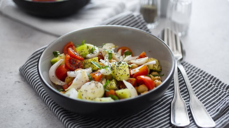 Tomaten-Kichererbsen-Salat  ©imago 2018 Rezept der DFB-Akademie: Tomaten-Kichererbsen-Salat
