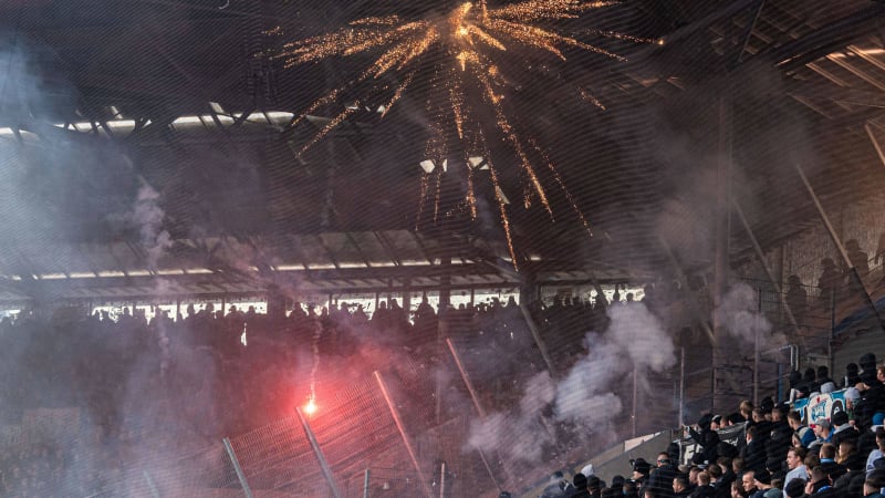 Hansa Rostock,Pyrotechnik,Zuschauer,Fans,Pyro