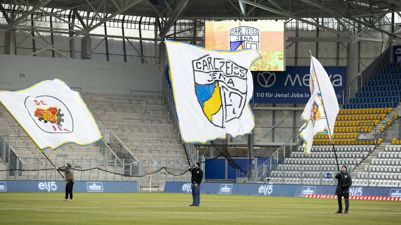 Carl Zeiss Jena,Jena,Ernst-Abbe-Sportfeld,ad hoc Arena