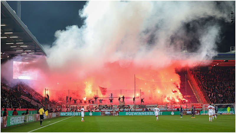 VfB Stuttgart,Pyrotechnik,Pyro,Fans,Zuschauer