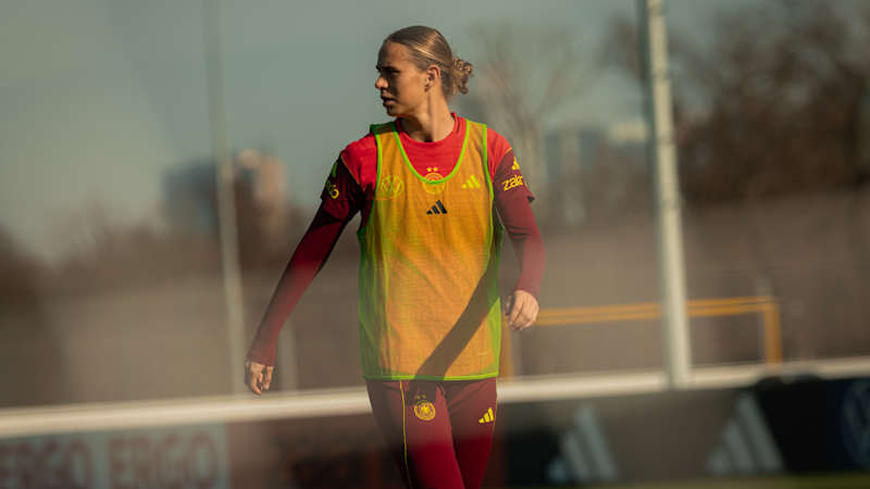 Klara Buehl, Frauen-Nationalmannschaft