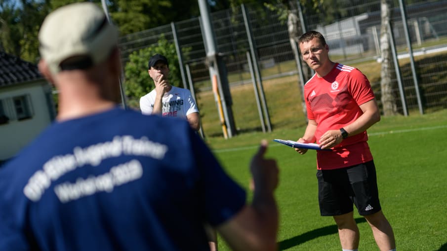 DFB-Ausbilder Lennart Claussen. © 2019 Getty Images