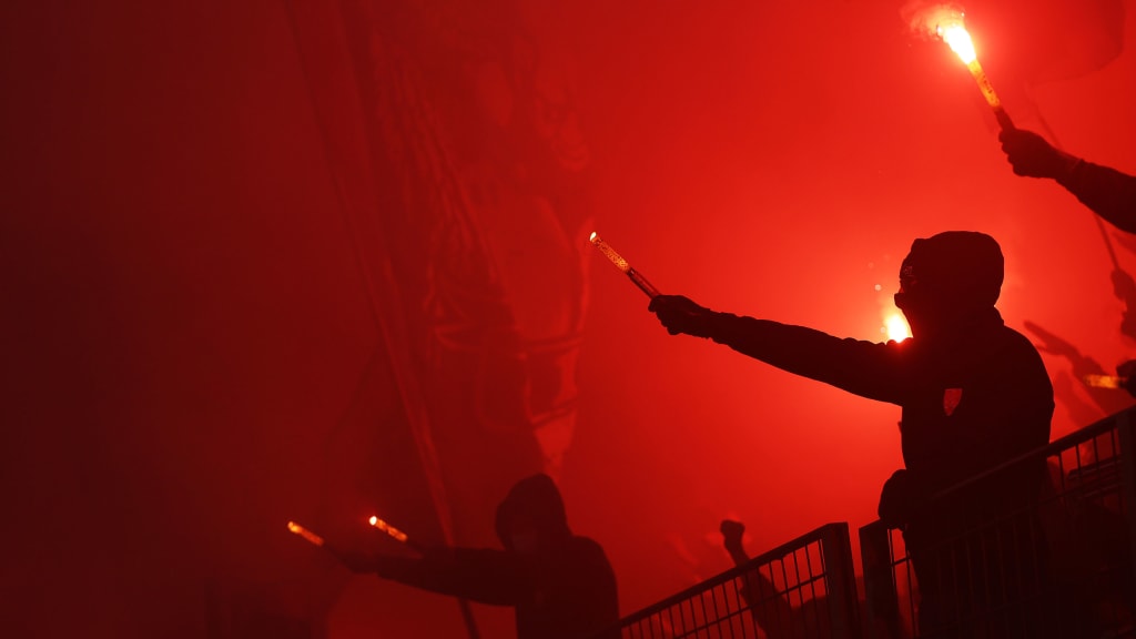 Bayer Leverkusen,Fans,Zuschauer,Pyrotechnik